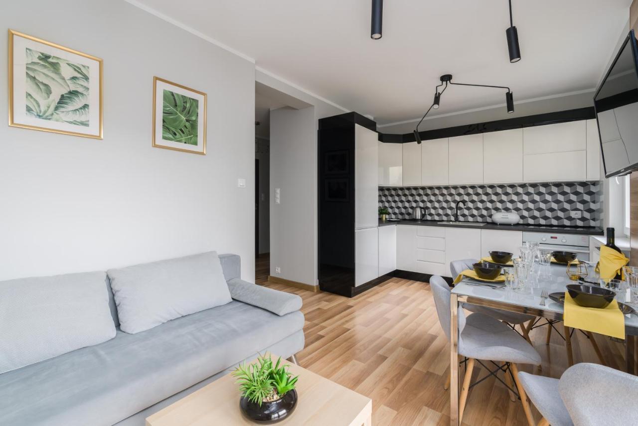 Apartment Rozana Poznan By Noclegi Renters Esterno foto