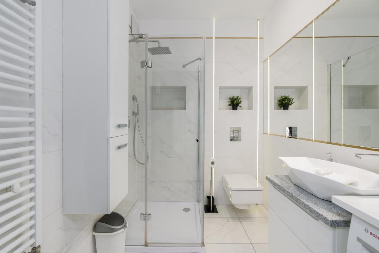 Apartment Rozana Poznan By Noclegi Renters Esterno foto