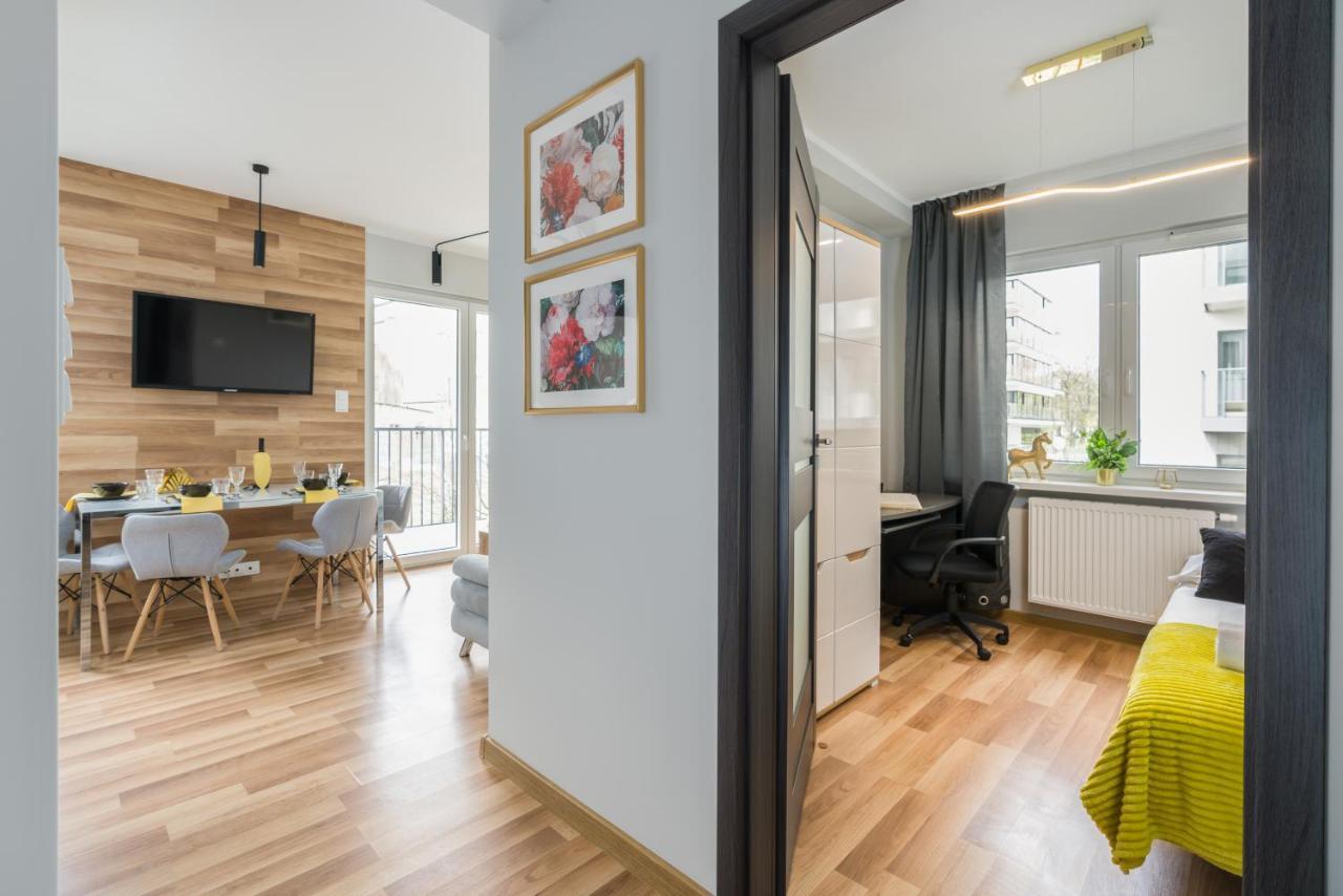 Apartment Rozana Poznan By Noclegi Renters Esterno foto