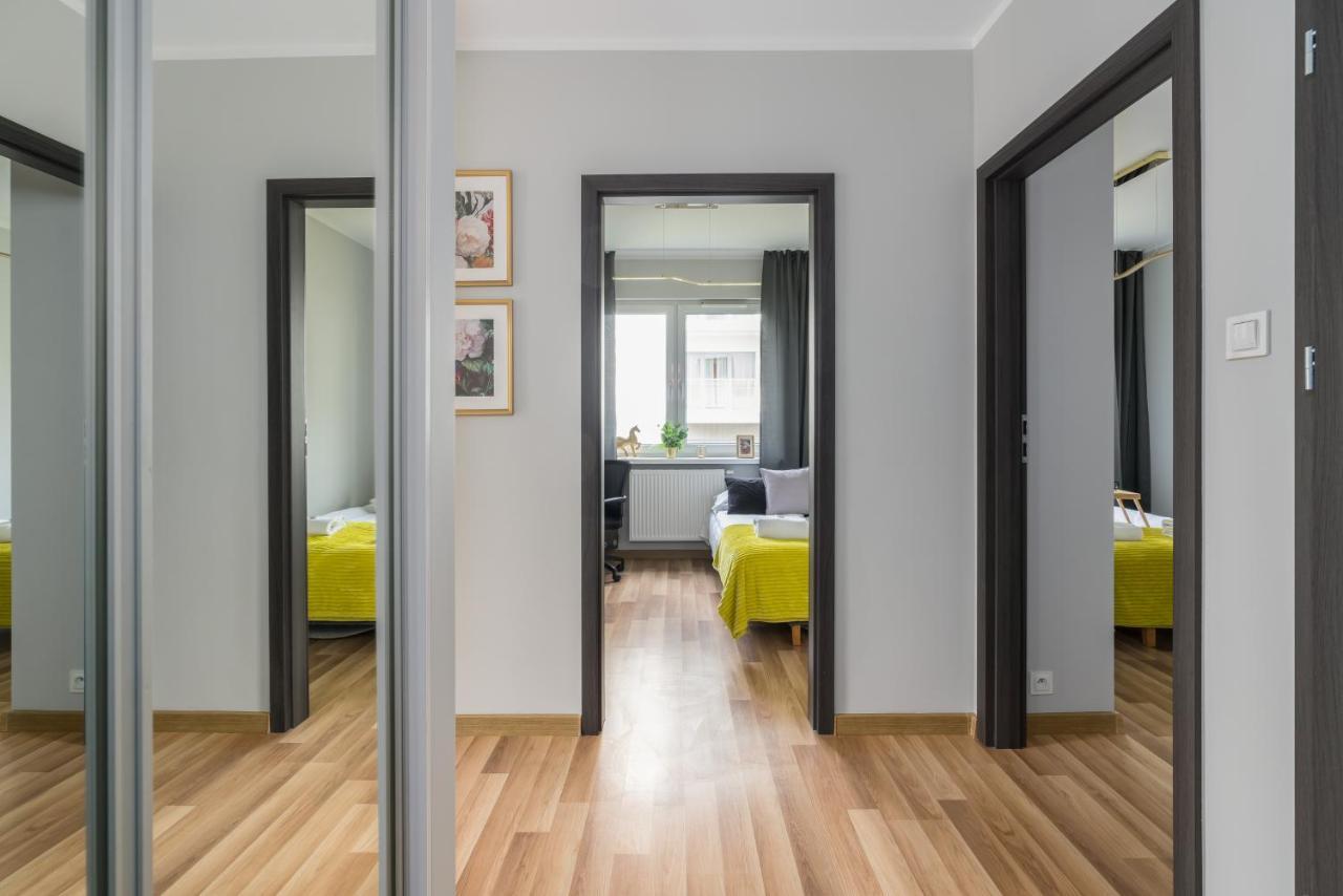 Apartment Rozana Poznan By Noclegi Renters Esterno foto