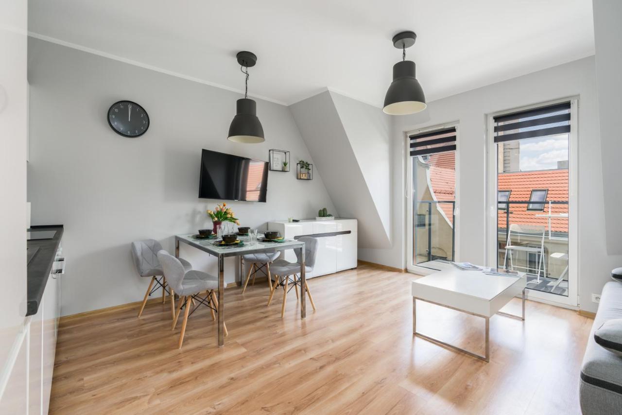 Apartment Rozana Poznan By Noclegi Renters Esterno foto